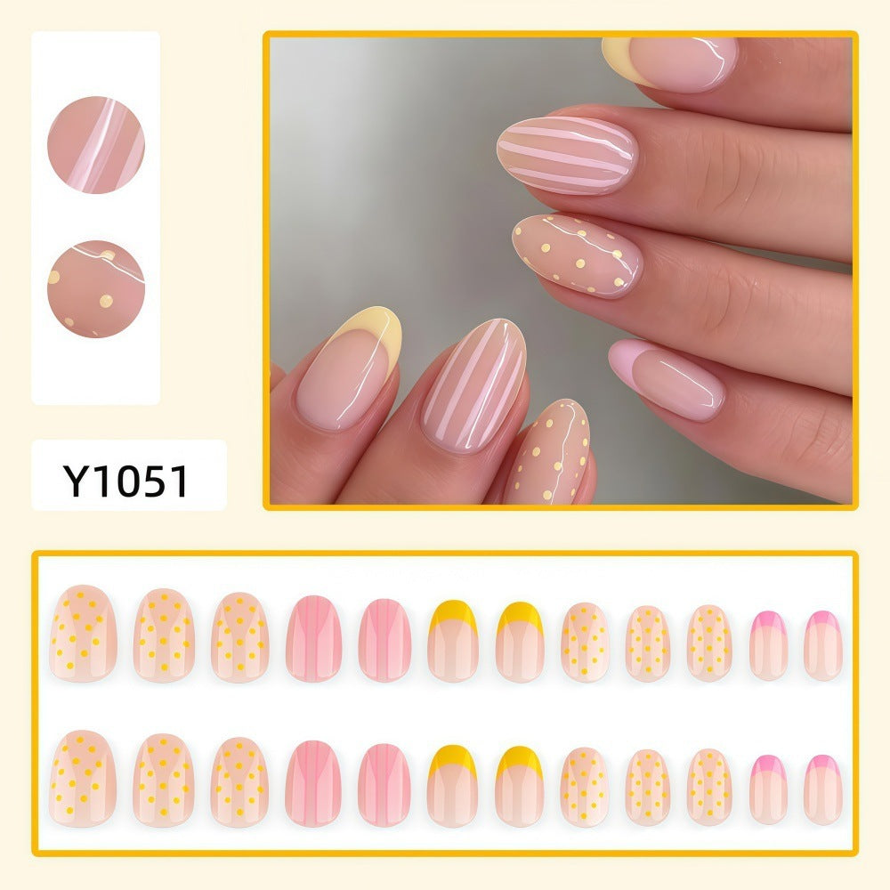 Artificial nails with modern patterns and elegant accents Kalsten