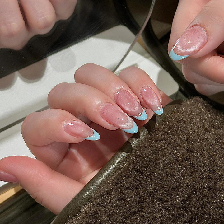 Artificial nails with elegant tip design Kalsten
