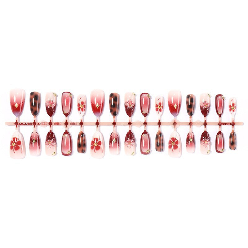 Elegant Floral Design Nail Art Kalsten