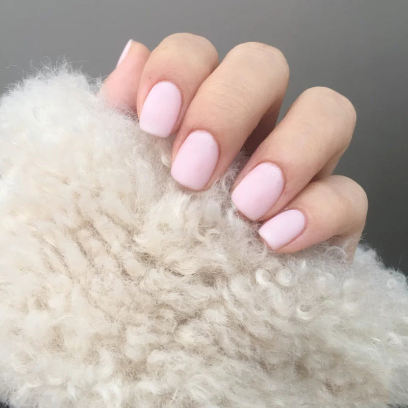 Stylish art nails with floral accents Kalsten