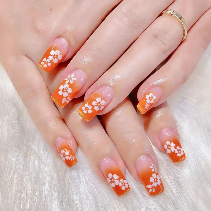 Creative Nail Art with Exotic Leaf Design Kalsten