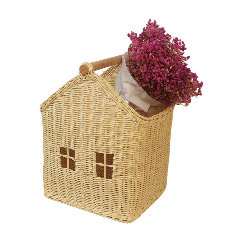 Playful storage basket in the shape of a house Kalsten