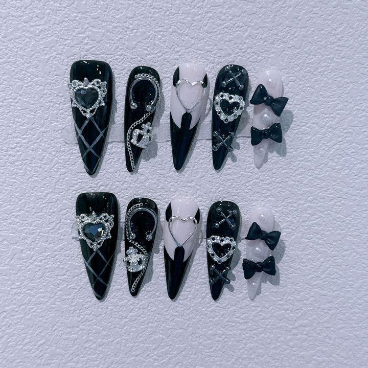 Glamorous Nail Art Extensions