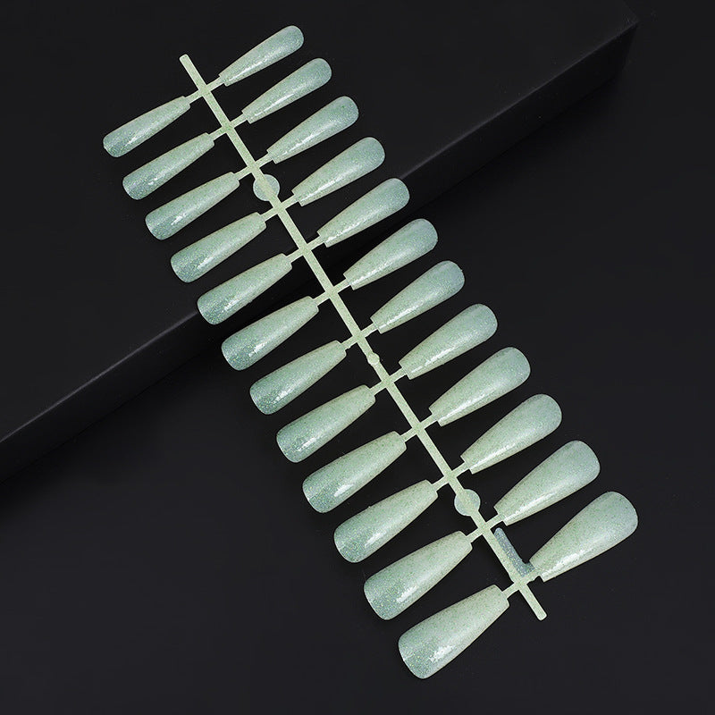 Artificial Nails Set with Elegant Design Kalsten