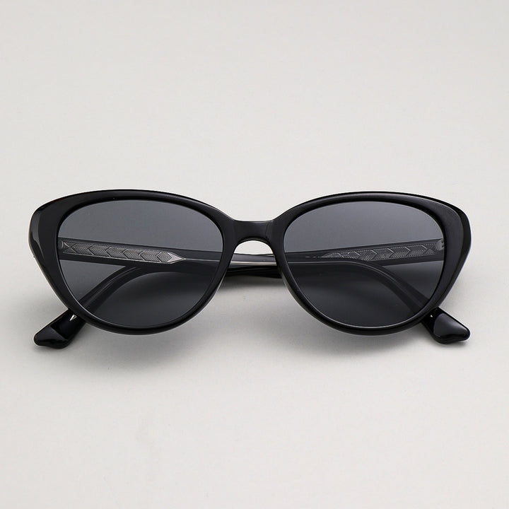 Ladies modern sunglasses with classic swing Kalsten