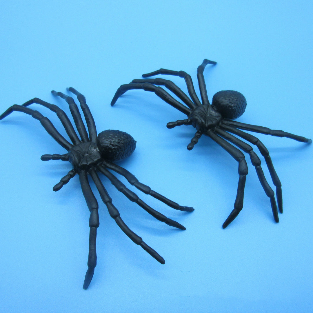Realistic Creepy Crawly Spider Figurines Kalsten