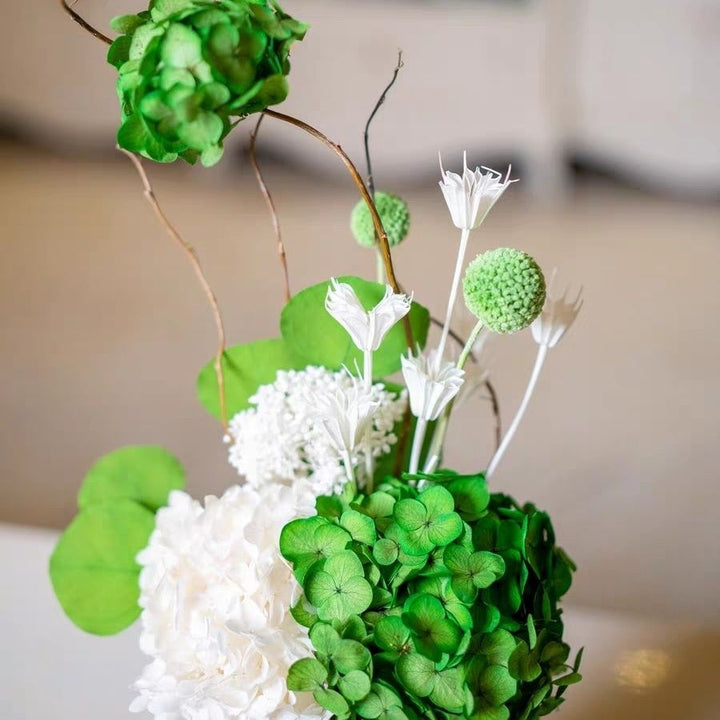 Elegant Floral Decor Arrangement for Stylish Spaces