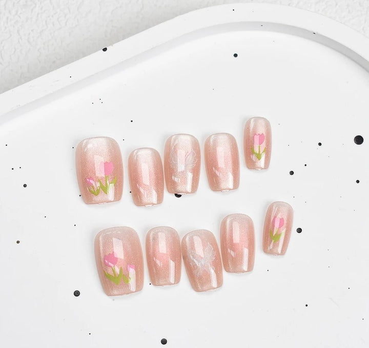 Artificial Nails in Stylish Ombre Design Kalsten