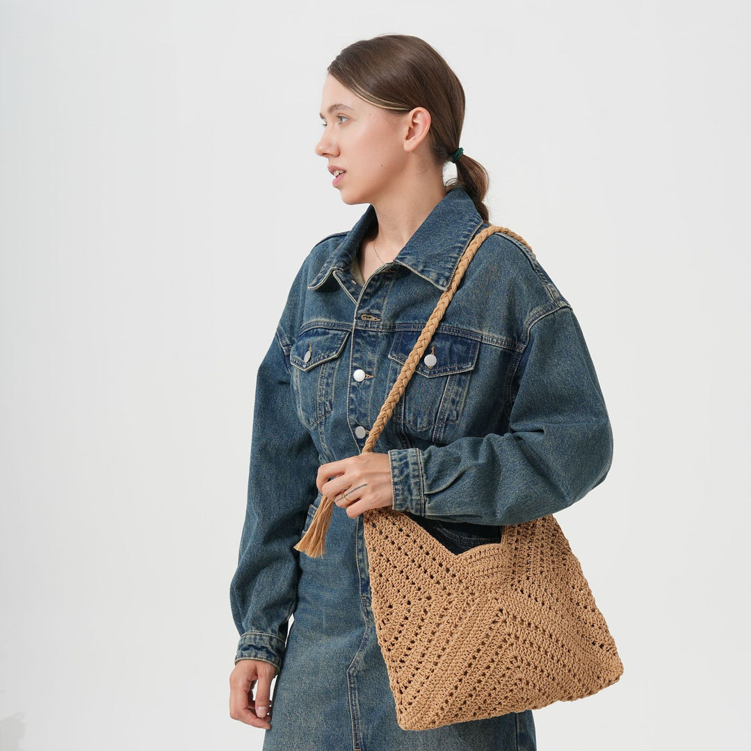 Handcrafted macrame shoulder bag with braided details Kalsten