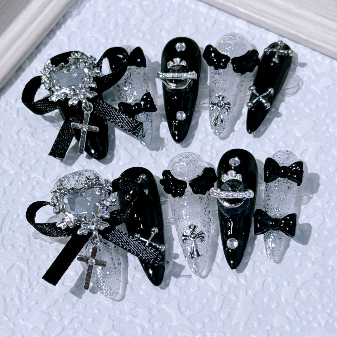 Ornate Gothic-Themed Press-On Nail Art Set