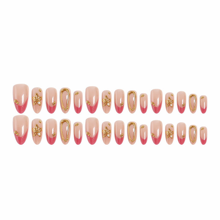 Artful nail tips with delicate gold accents Kalsten