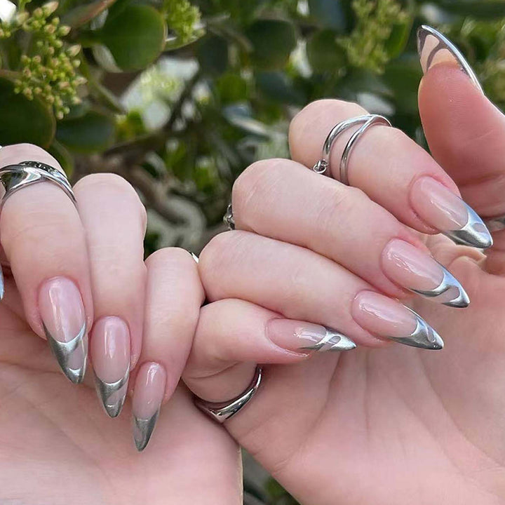 Exclusive Stiletto Artificial Nails with Metallic Accents Kalsten