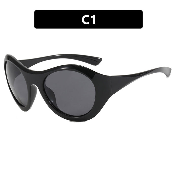 Ladies retro-inspired sunglasses with oversized frame and protective lenses Kalsten