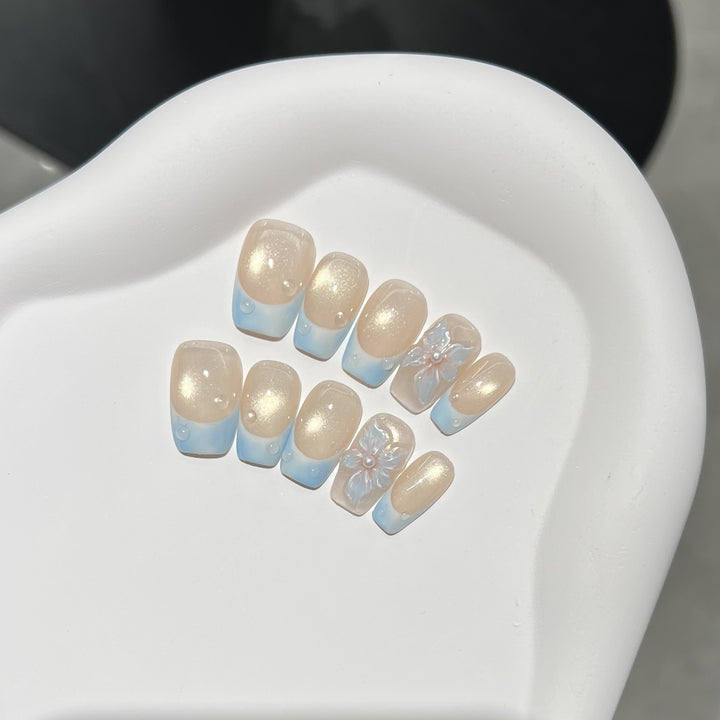 Decorative Press-On Nail Art Set with Floral Design Kalsten