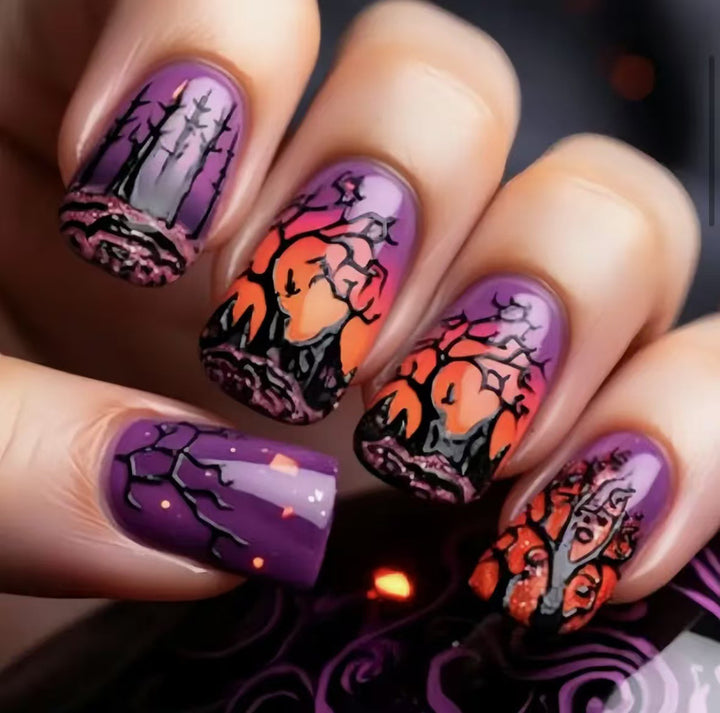 Spooky Night-Themed Gel Nail Art Kalsten