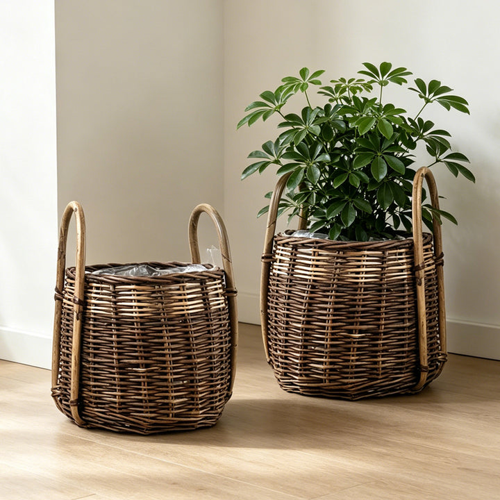 Handcrafted storage basket with natural fiber Kalsten