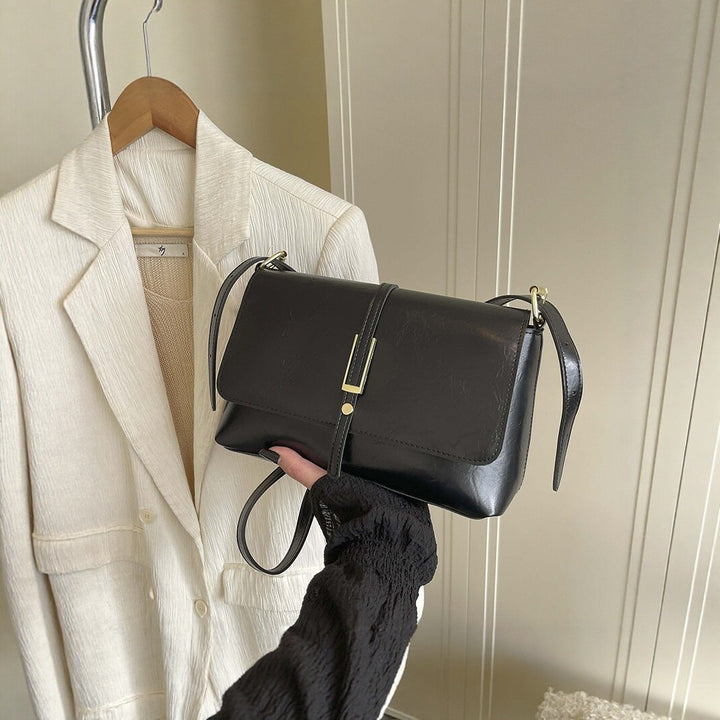 Elegant Crossbody Clutch Bag