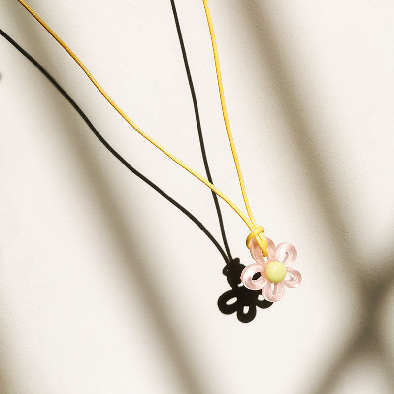 Floral Pendant Necklace Kalsten