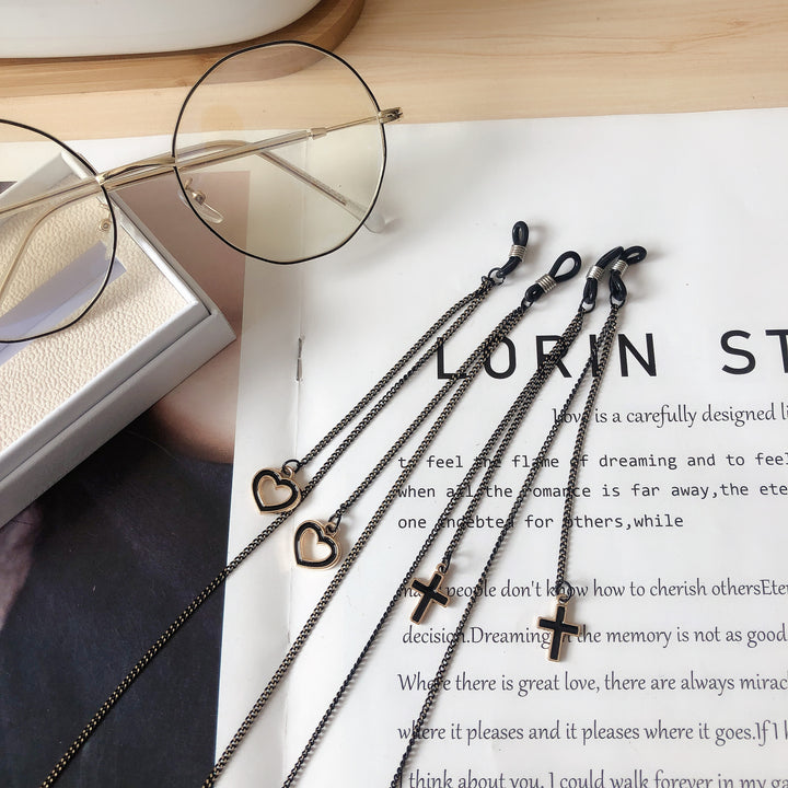 Heart-Embellished Eyewear Holder Chain Kalsten