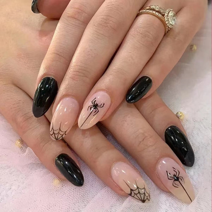 Halloween-Themed Spider and Web Nail Art Extensions Kalsten