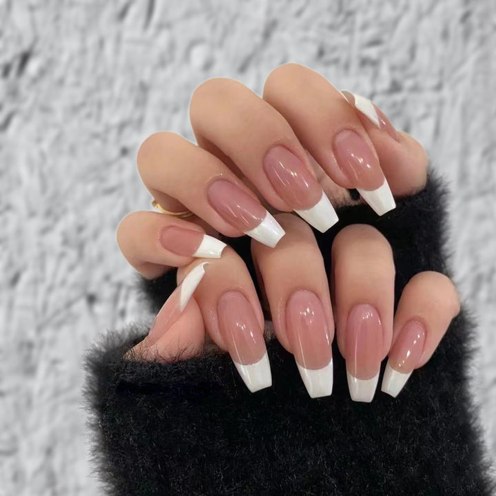 Elegant French Tip Acrylic Nail Set