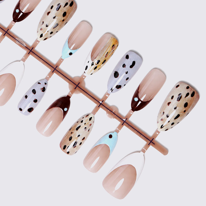 Artistic Stiletto Press-On Nail Design kalsten