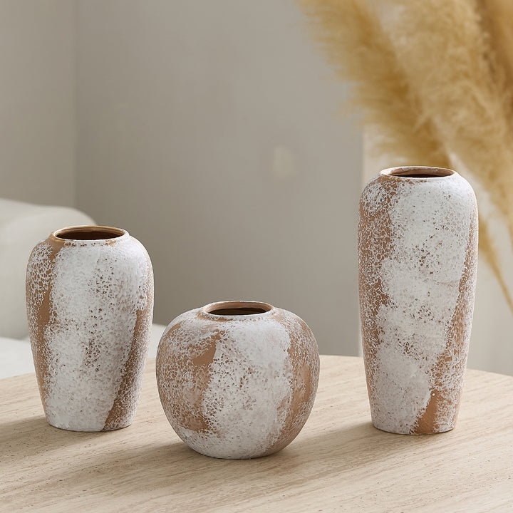 Elegant ceramic vase in Scandinavian style Kalsten