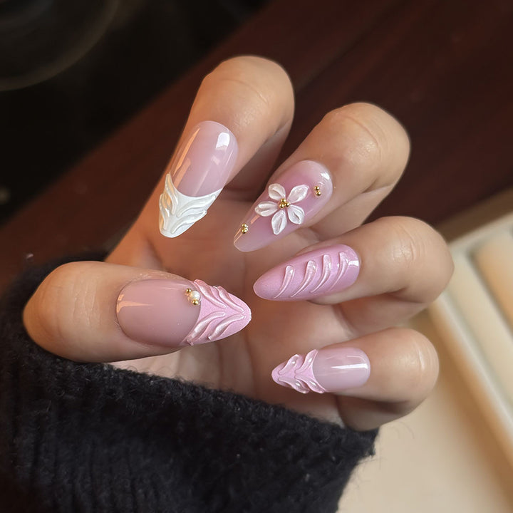 Floral Embellished Press-On Nail Set Kalsten
