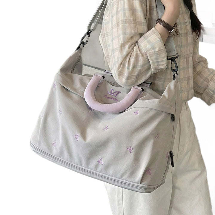 Stylish Embroidered Travel Bag Kalsten