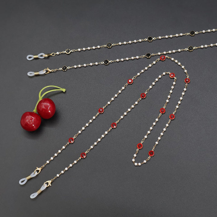 Elegant Pearl and Crystal Eyewear Chain Kalsten