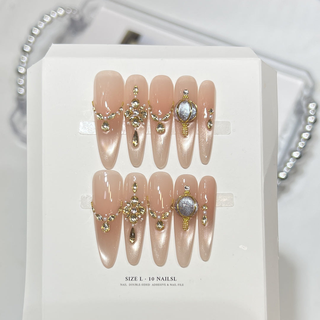 Premium Press-On Nail Art Set with Elegant Heart & Leaf Design Kalsten