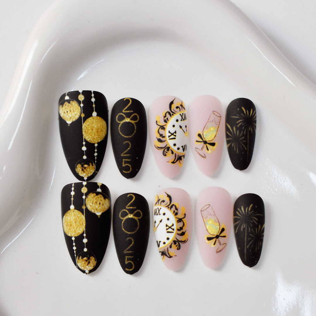 Festive New Year Themed Press-On Nail Art Kalsten
