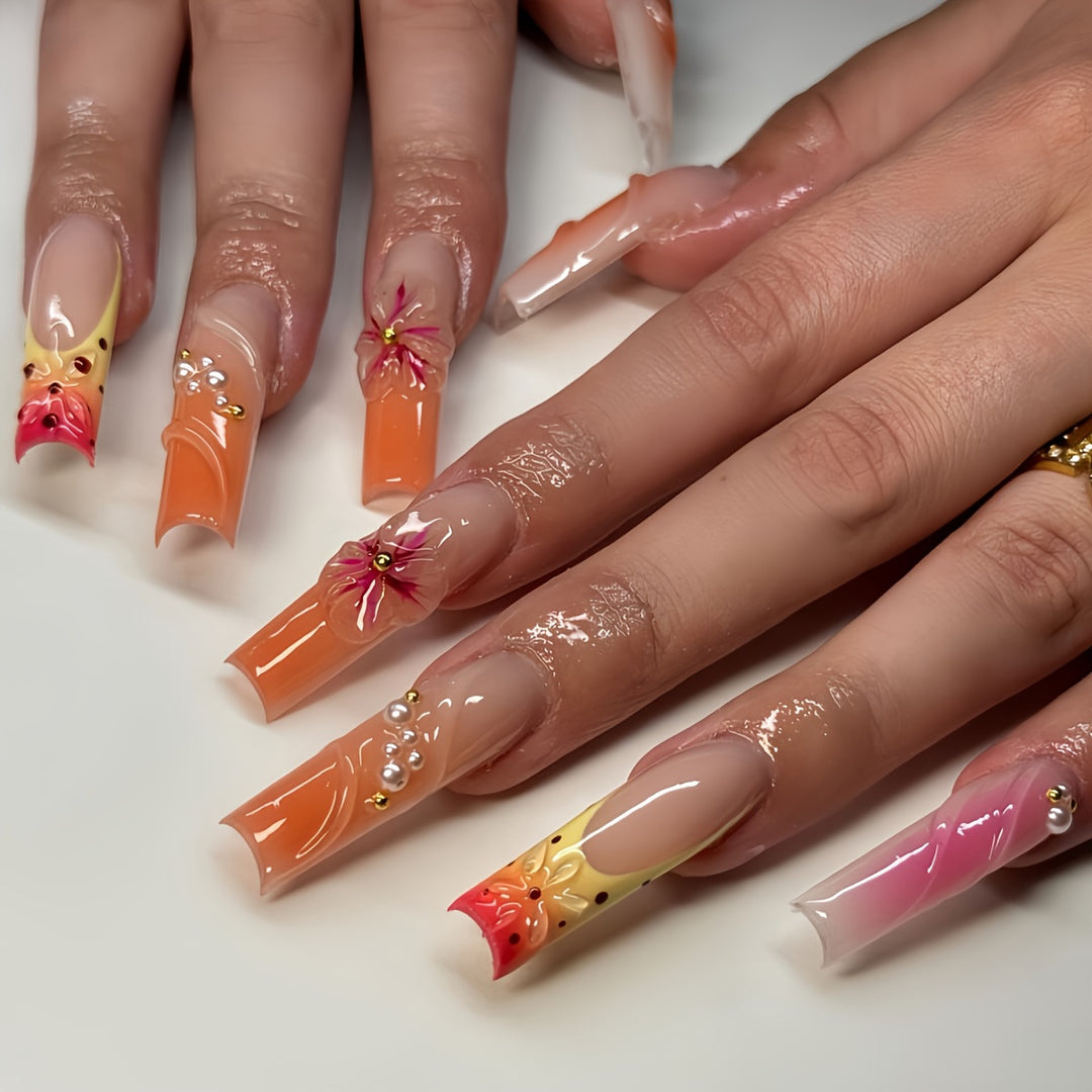 Decorative Press-On Nail Set Kalsten