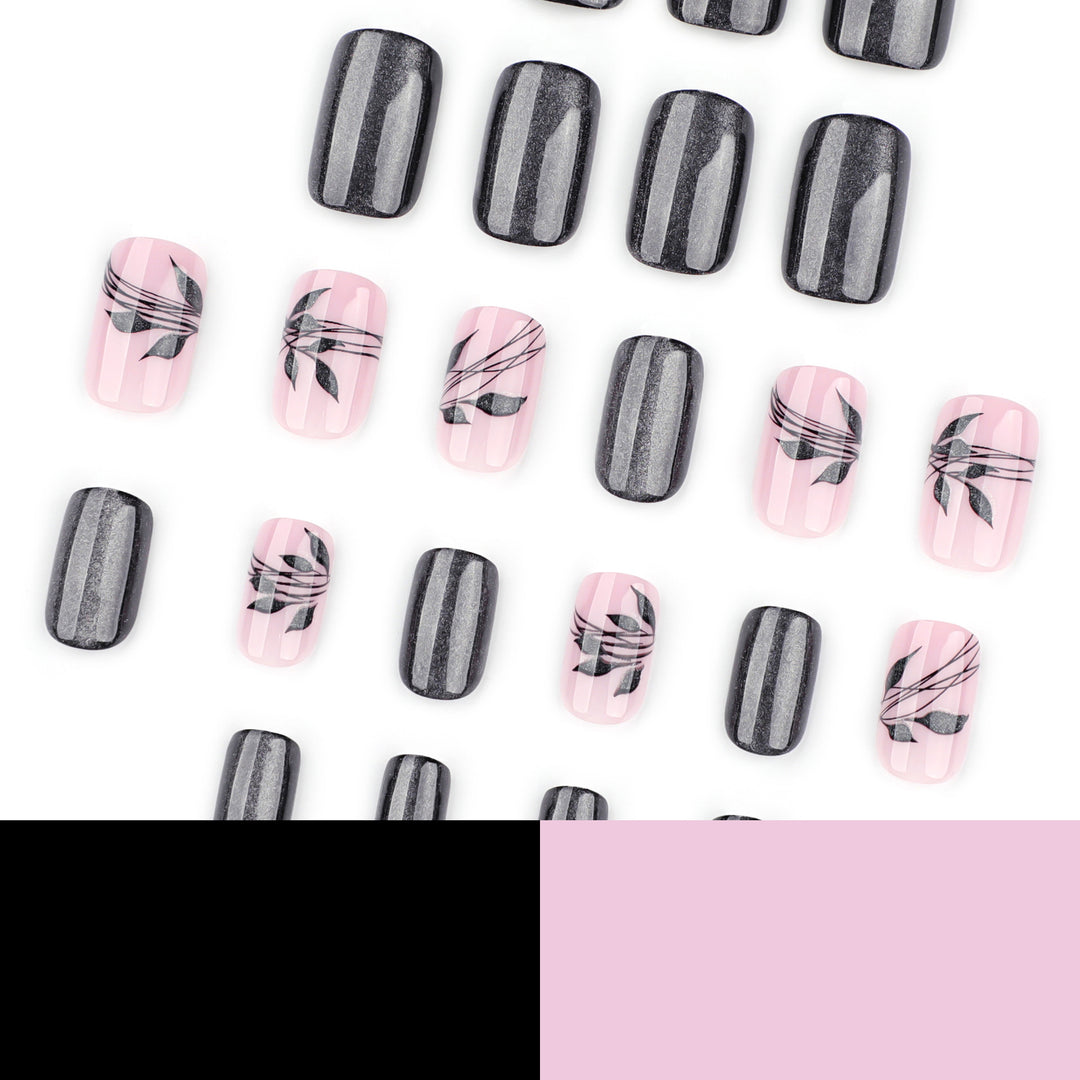 Artistic and elegant nail art with floral pattern Kalsten