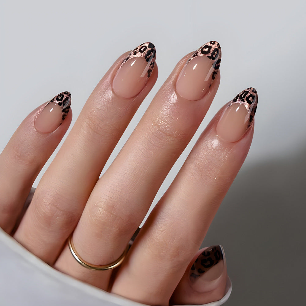 Artful Nail Tips with Leopard Pattern Kalsten