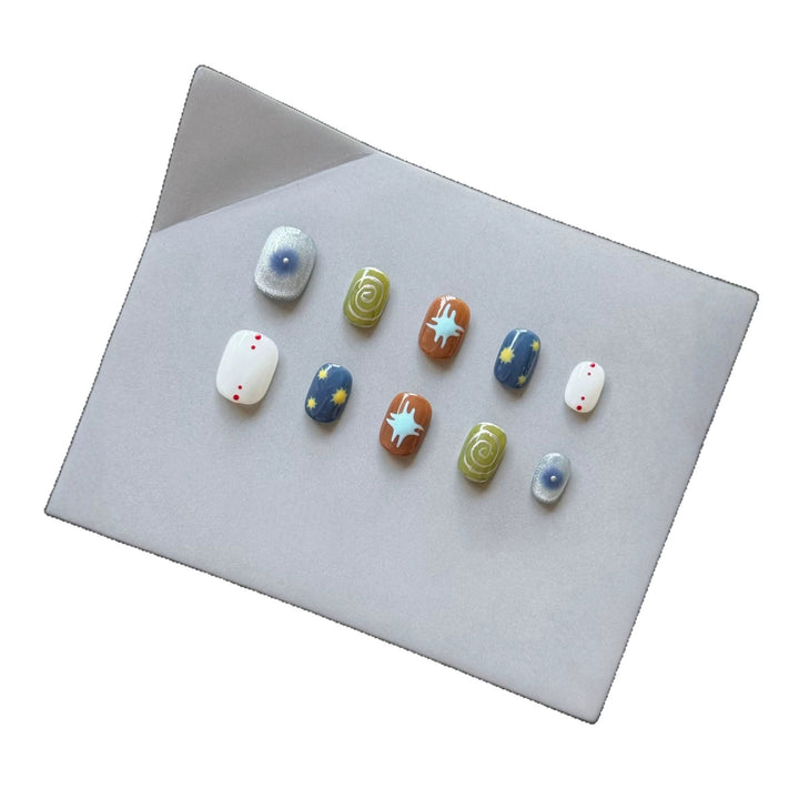 Artistic Press-On Nail Art Set with Unique Patterns
