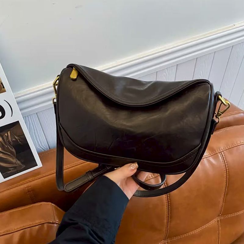 Luxurious Leather Crossbody Bag Kalsten