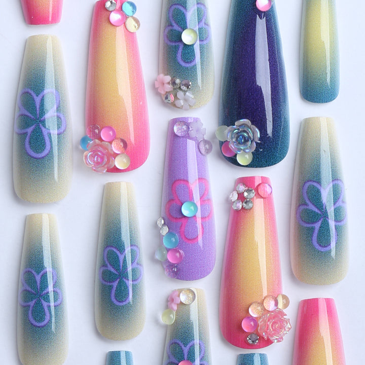 Nail art with Colorful Designs Kalsten