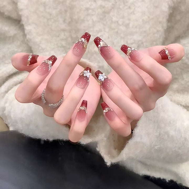Decorative Rhinestone-Embellished Nail Art Kalsten