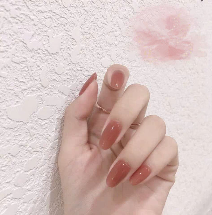 Festive Holiday Themed Press-On Nail Art Kalsten