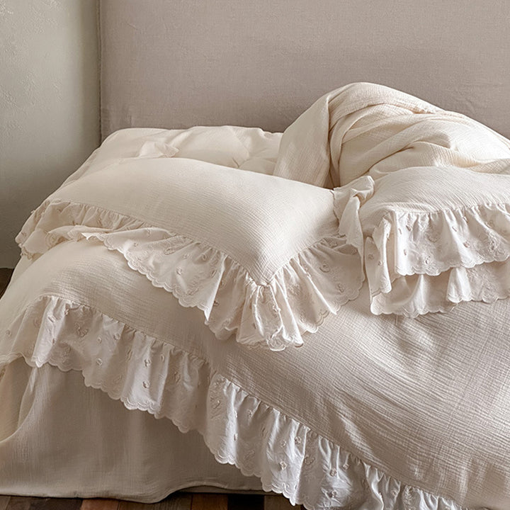 Romantic bedding set made of cotton-linen with embroidered lace, ruffle, and bed skirt