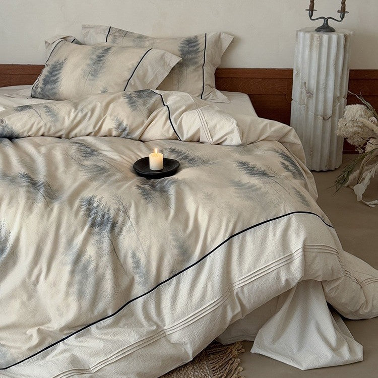 Bedding set made of cotton percale with delicate watercolor fern print and contrasting piping