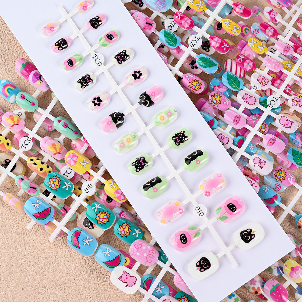 Children's Fun-Themed Press-On Nail Set Kalsten