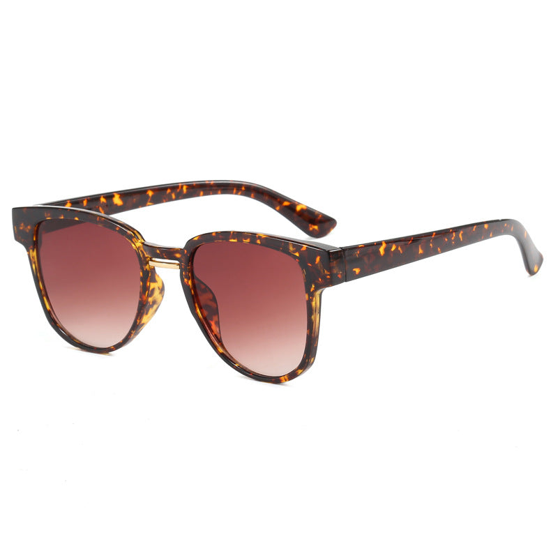Ladies sunglasses in fashionable cat-eye style Kalsten