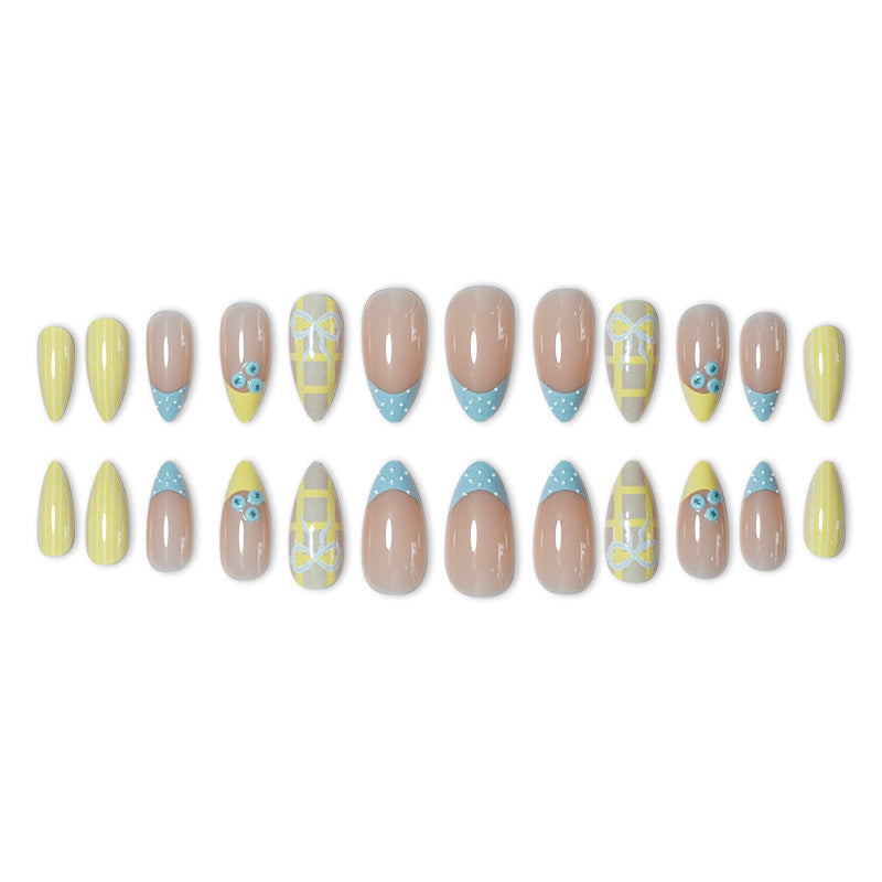 Designer Press-On Nail Art Set with Unique Patterns Kalsten