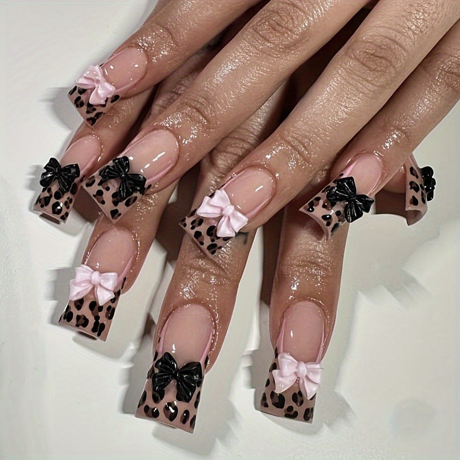 Decorative Leopard Print Press-On Nail Set Kalsten