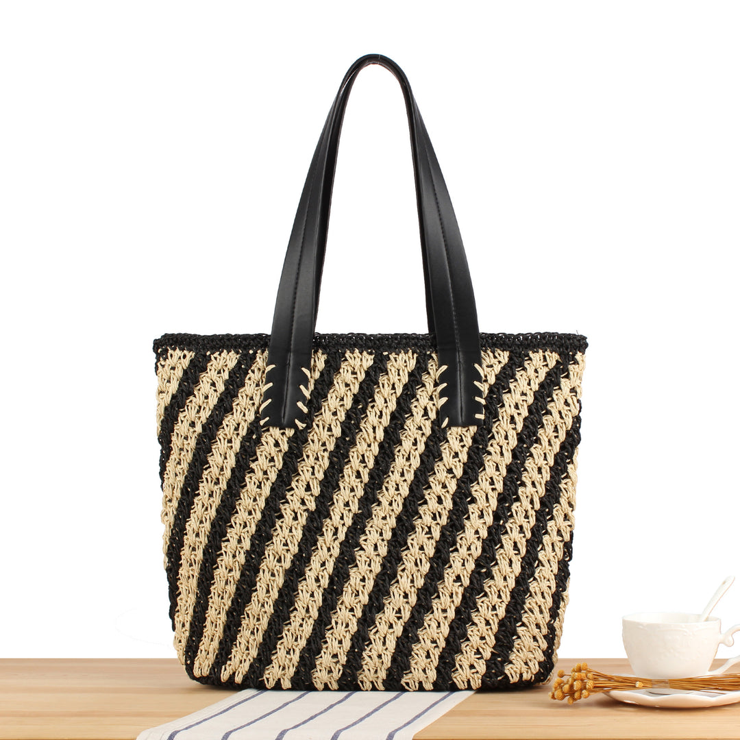Tote bag with modern striped pattern made of woven natural material Kalsten