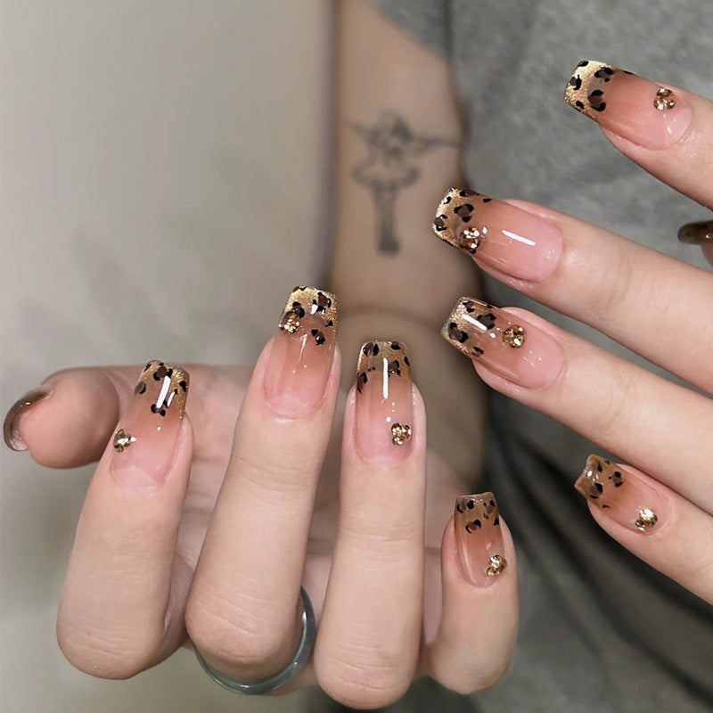 Stylish Press-On Nail Set with Artistic Leopard Design Kalsten
