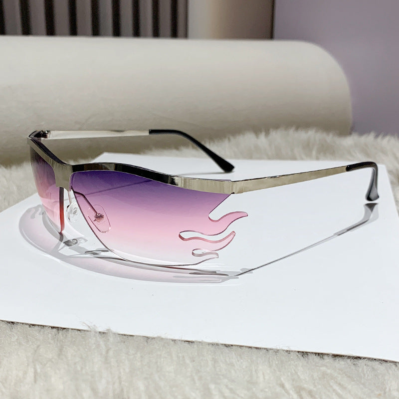 Women futuristic sunglasses with distinctive design Kalsten
