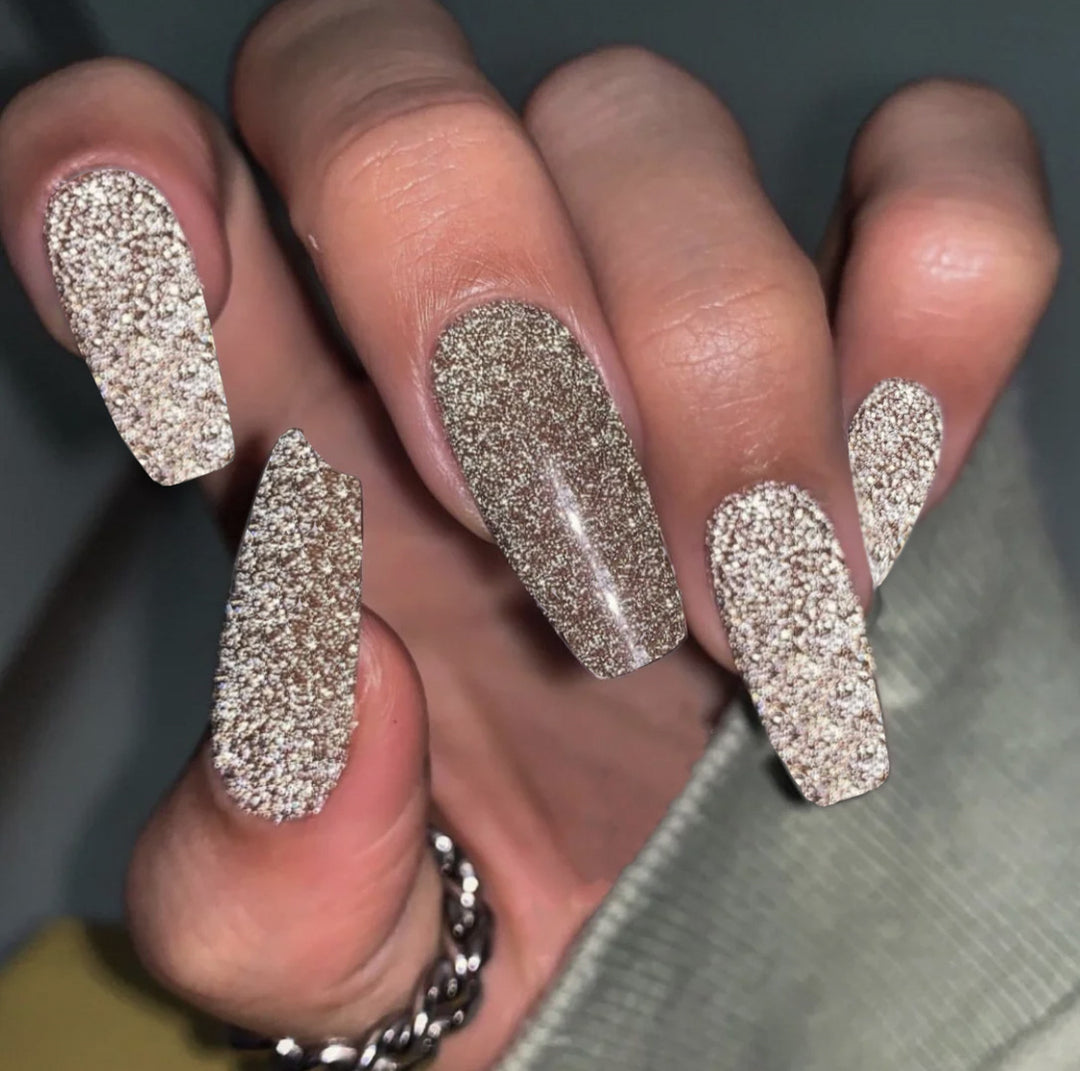 Glamorous Full-Coverage Glitzy Press-On Nail Set